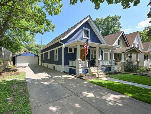 3364 S Indiana Avenue, Milwaukee, WI, 53207 | Card Image
