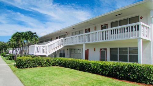 389-389 Tilford R, Deerfield Beach, FL, 33442-2006 | Card Image