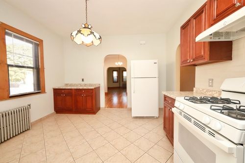 1-118 Garfield Ave, Chelsea, MA, 02150-1317 | Card Image