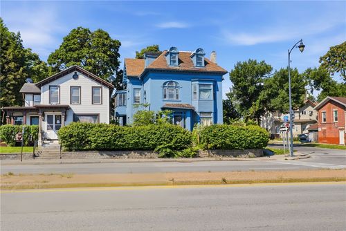 257 Lake Ave, Rochester, NY, 14608-1279 | Card Image