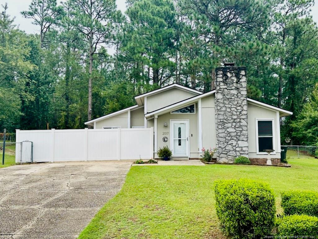 Westfork Dr, Fayetteville, NC 28304