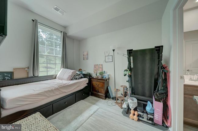 18316 Reaper Hill Ct, Townhouse with 3 bedrooms, 3 bathrooms and null parking in TRIANGLE VA | Image 11