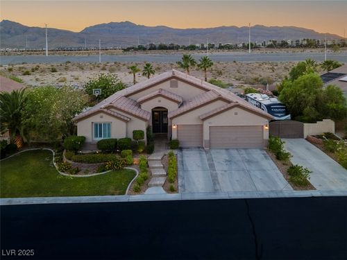 6245 Galileo Dr, Las Vegas, NV, 89149-1385 | Card Image