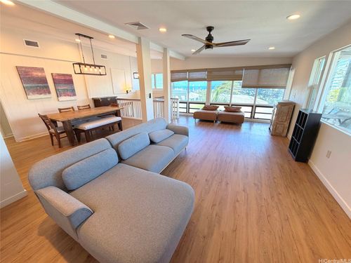 3018 Alencastre Pl, Honolulu, HI, 96816-1910 | Card Image