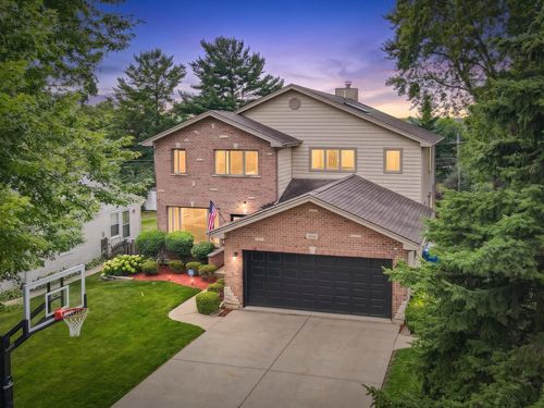 106 N Kenilworth Ave, Mount Prospect, IL, 60056-2234 | Card Image