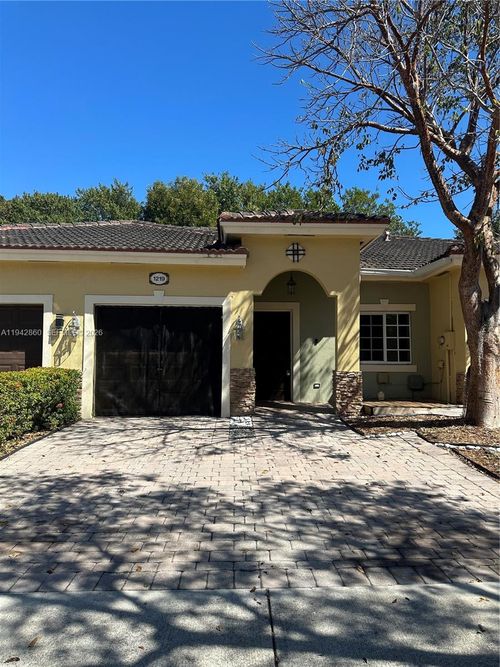 1219-1219 Ne 32nd Ter, Homestead, FL, 33033-5313 | Card Image