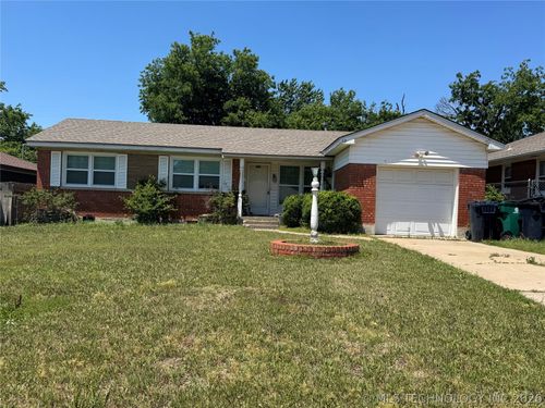 4909 N Pate Ave, Oklahoma City, OK, 73112-8273 | Card Image
