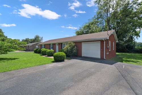 513 Bloomfield Dr, Franklin, KY, 42134-1501 | Card Image