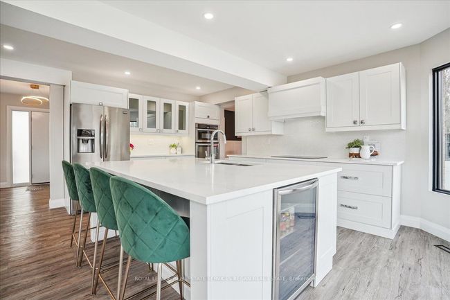 1585 Kerns Rd, House other with 7 bedrooms, 4 bathrooms and 6 parking in Burlington ON | Image 12