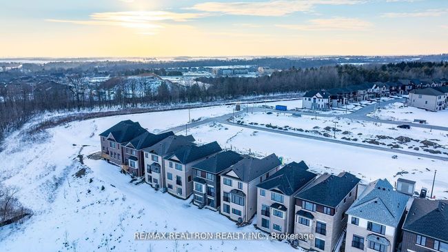 1053 Zircon Manor, House other with 4 bedrooms, 3 bathrooms and 1 parking in Pickering ON | Image 45