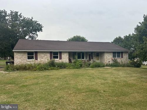 2911 Federal Dr, GILBERTSVILLE, PA, 19525-9638 | Card Image