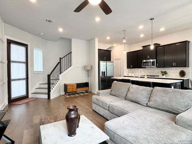 UNIT-13 - 5843 Whitby Rd, House other with 3 bedrooms, 3 bathrooms and null parking in San Antonio TX | Image 5