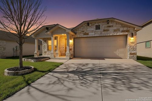 767 Spectrum Dr, New Braunfels, TX, 78130-2022 | Card Image
