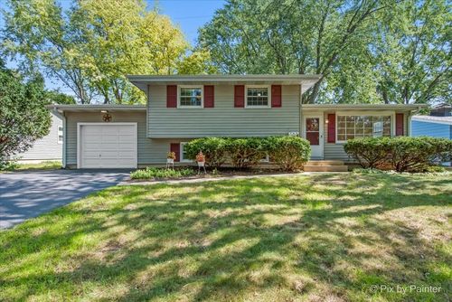 515 Crest Dr, Cary, IL, 60013-2278 | Card Image