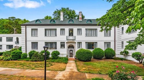 b3-1700 N Elm Street, Greensboro, NC, 27408 | Card Image