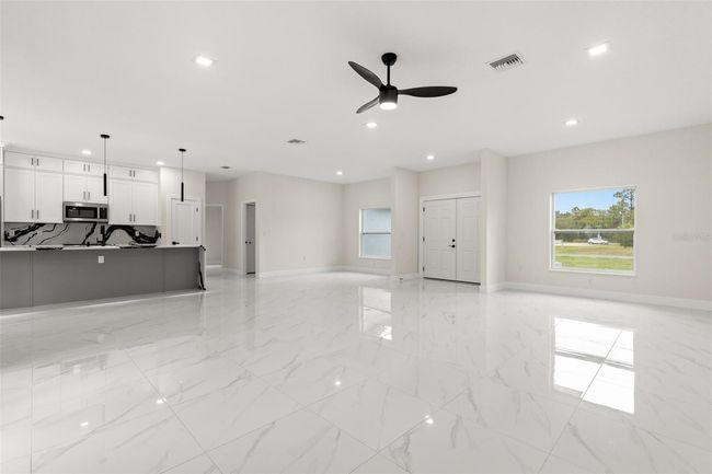 10262 Maybird Ave, House other with 3 bedrooms, 2 bathrooms and null parking in WEEKI WACHEE FL | Image 14