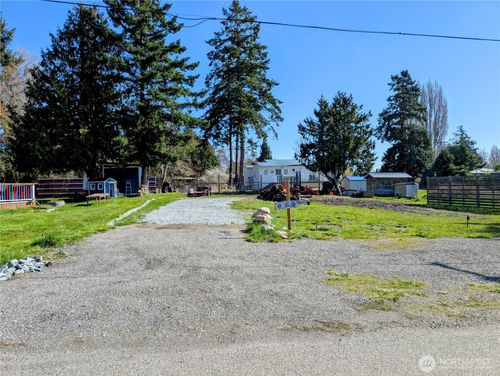 646 Largaud Dr, Point Roberts, WA, 98281-8502 | Card Image