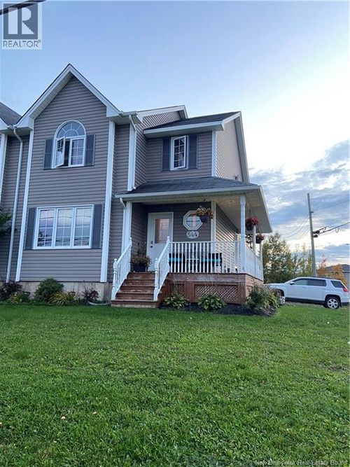 544 Twin Oaks Dr, Moncton, NB, E1G0G3 | Card Image