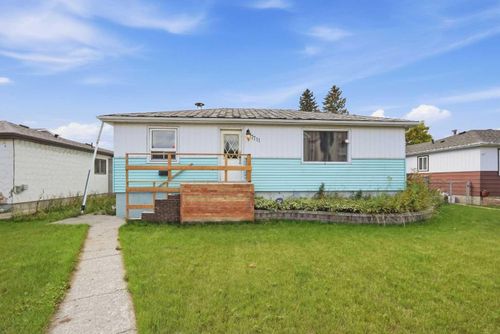 7711 39 Ave Nw, Calgary, AB, T3B1X4 | Card Image