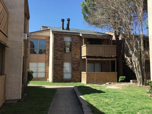 1051-8110 Skillman St, Dallas, TX, 75231-2806 | Card Image