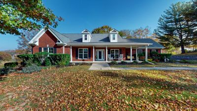 1253 White Rd, House other with 3 bedrooms, 3 bathrooms and 9 parking in Bon Aqua TN | Image 1