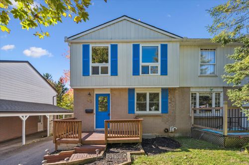 {{alt}} | Card Image