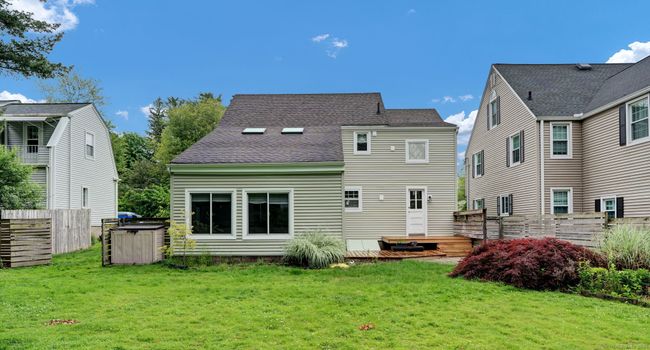 1815 Asylum Ave, House other with 3 bedrooms, 3 bathrooms and null parking in West Hartford CT | Image 38