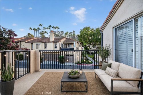 88 Corsica Dr, Newport Beach, CA, 92660-3237 | Card Image