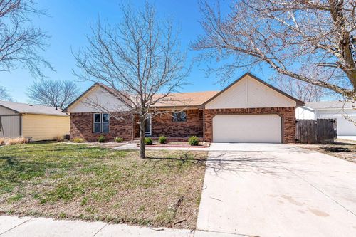 4141 Clarendon St, Bel Aire, KS, 67220-1907 | Card Image