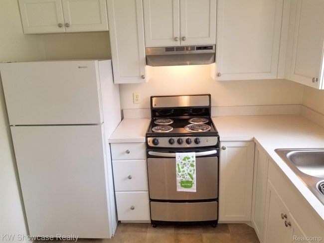 APT-2 - 630 Ann St, Condo with 1 bedrooms, 1 bathrooms and null parking in Birmingham MI | Image 10