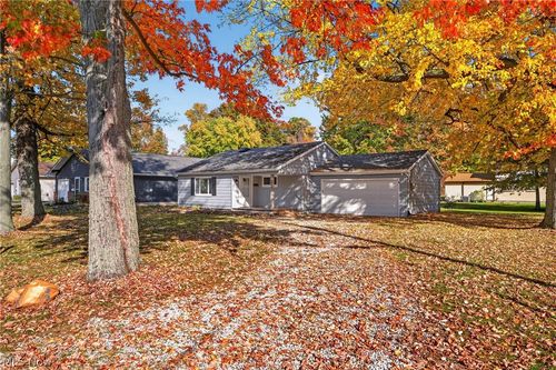 5599 Grove Ave, Mentor, OH, 44060-2013 | Card Image