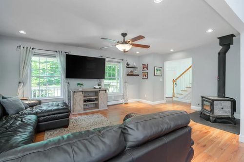 177 Reservoir Rd, Plymouth, NH, 03264-3414 | Card Image