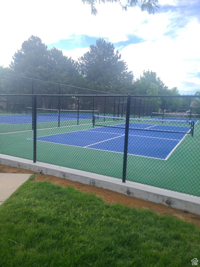 View of tennis court | Image 33
