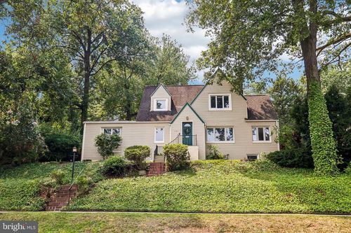 1000 26th St S, ARLINGTON, VA, 22202-2102 | Card Image