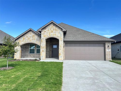 704 Greyson Ln, Greenville, TX, 75402-8225 | Card Image