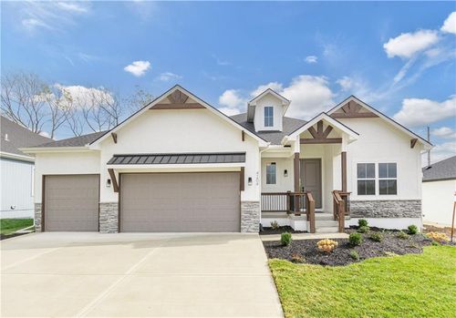4308 Se Adams Dr, Blue Springs, MO, 64014-5596 | Card Image