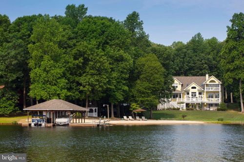 131 Covenant Way, BUMPASS, VA, 23024-4618 | Card Image