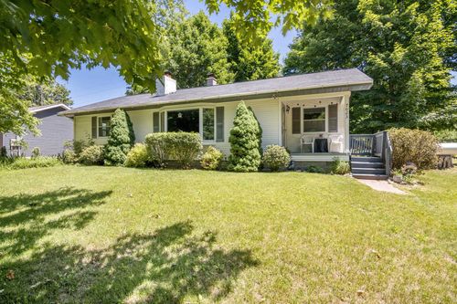 7023 Meadow Brooke Ln, Kewadin, MI, 49648-9702 | Card Image