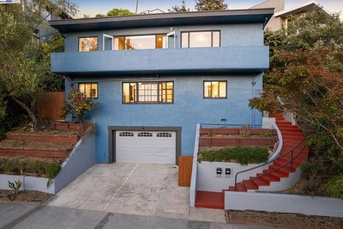 5936 Broadway, Oakland, CA, 94618-1527 | Card Image