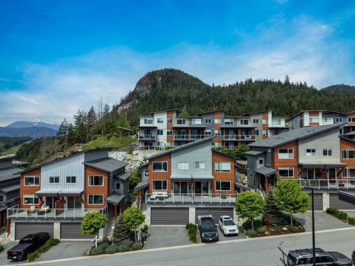 41322 Horizon Dr, Squamish, BC, V8B0Y7 | Card Image