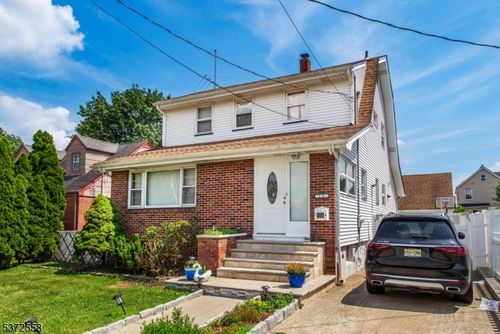 26 Platt Ave, Saddle Brook, NJ, 07663-4714 | Card Image