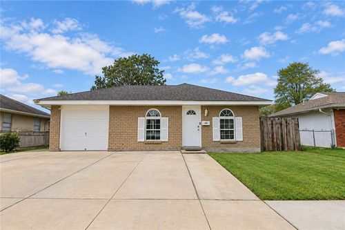 748 Oakwood Dr, Terrytown, LA, 70056-3008 | Card Image