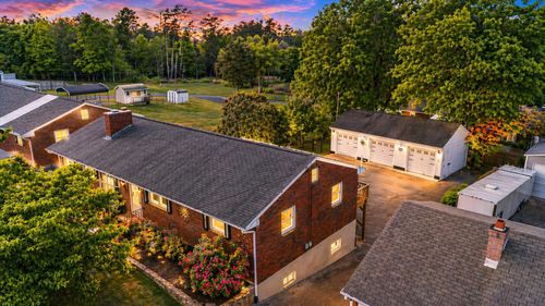 1625 Eanes Rd, Roanoke, VA, 24014-5858 | Card Image