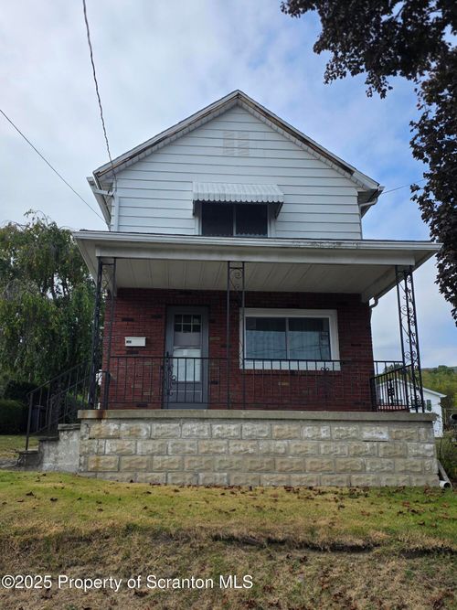 1009 Carmalt St, Dickson City, PA, 18519-1201 | Card Image