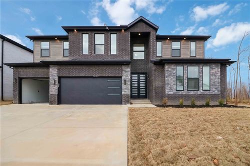 4414 S 88th St, Bentonville, AR, 72713-6124 | Card Image