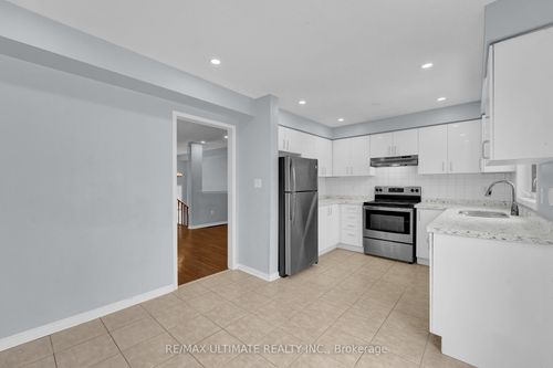 73 Bernard Ave, Brampton, ON, L6Y5S4 | Card Image