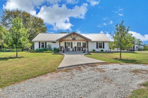 655 Buster Chatham Rd, Waco, TX, 76705-5265 | Card Image