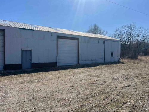 13164 Seymour Rd, Montrose, MI, 48457-9772 | Card Image