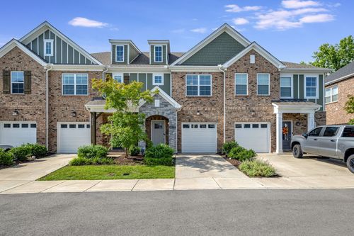4032 Opal Dr, Hendersonville, TN, 37075-2497 | Card Image