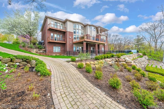 5001 Forest Valley Dr, House other with 6 bedrooms, 8 bathrooms and null parking in Clarkston MI | Image 83